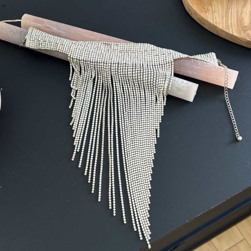Elegant Silver Fringe Necklace